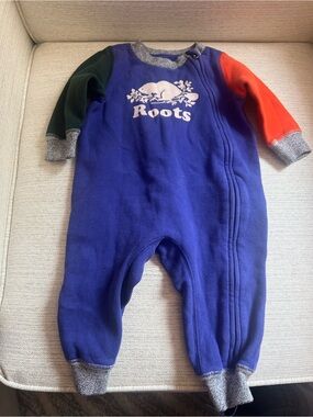 Roots baby Blue Fleece One-Piece Romper with Colorblock Sleeves 6-12 months